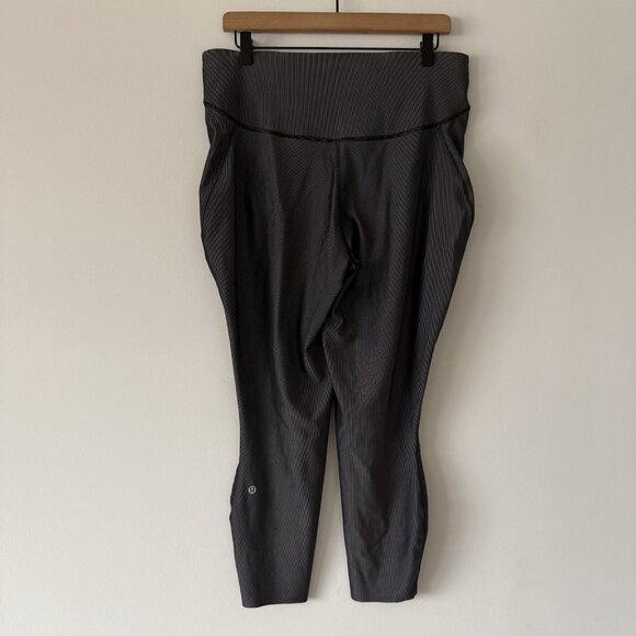Lululemon Base Pace High Rise Tight Leggings 24" Gray Black Ribbed Sz 14 Pocket - Picture 3 of 14